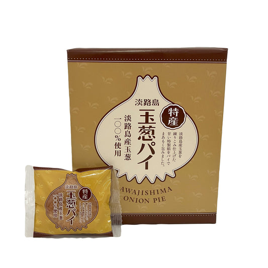 玉葱パイ6個入りの箱と個包装が一つ並んでいます